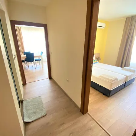 Solei Apartment Primorsko